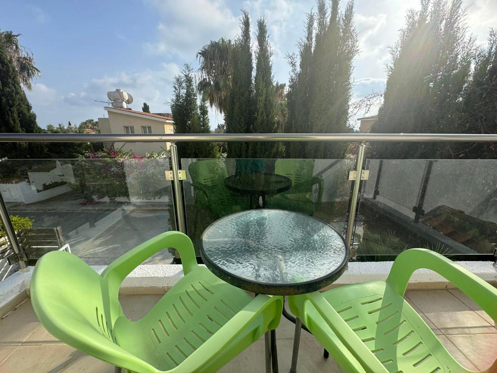 Villa Coralia Gardens 1Km From Coral Bay Beach Kültér fotó